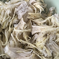 幽默大厨带你学：广式黄油鸡煲峨眉山笋尖的做法图解1