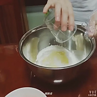 自制高逼格青汁紫薯蛋黄酥的做法图解2