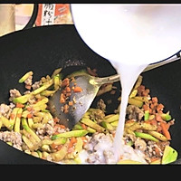 小瓜炒肉盖饭#夏日鲜味轻享健康#的做法图解7