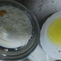 抹茶慕斯的做法图解1