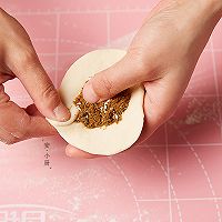 热乎乎的红糖发面饼的做法图解4