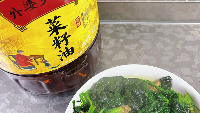 清炒菠菜