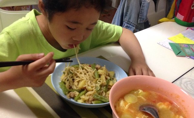 土豆豆角焖面