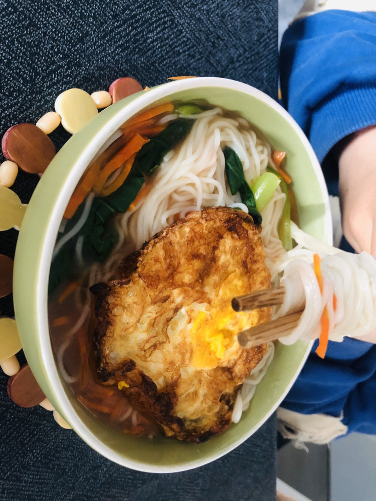 简简单单的一碗青菜面的做法