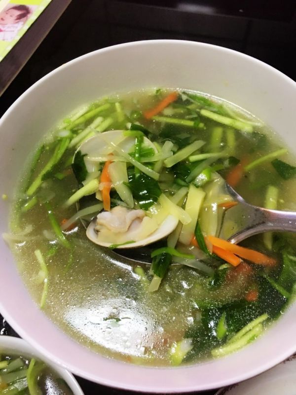 土豆丝韭菜文蛤汤