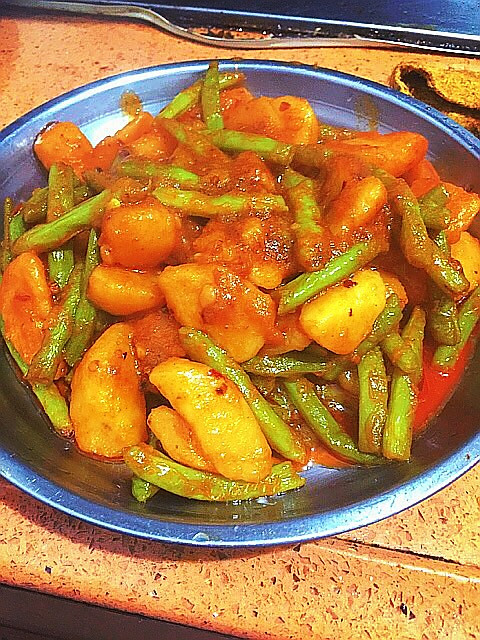 四季豆煮土豆的做法