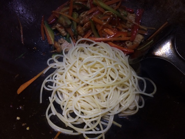 蔬菜意面的做法图解7