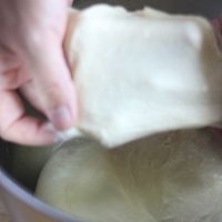 #爱好组-高筋#最经典的椰蓉餐包的做法图解15