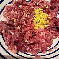 纯瘦酱肉包子的做法图解1