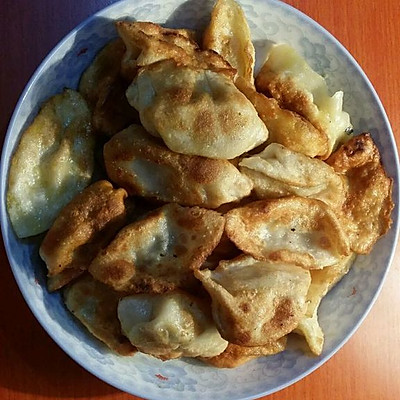 煎饺子
