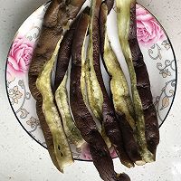 凉拌手撕茄条的做法图解4