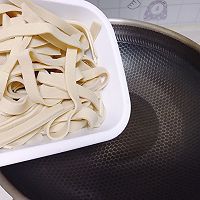 #豪吉川香美味#川香麻辣豆腐皮的做法图解2