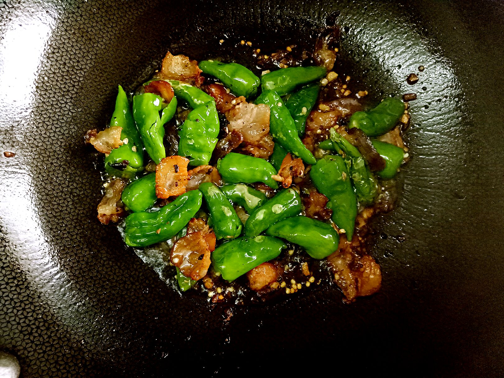 青椒炒腊肉怎么做_青椒炒腊肉的做法_豆果美食