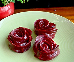 玫瑰花煎饺#KitchenAid的美食故事#的做法