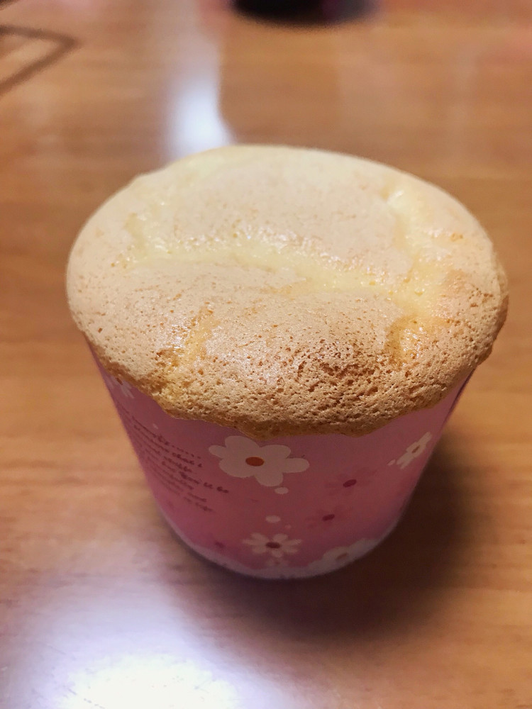 纸杯蛋糕（戚风蛋糕）的做法
