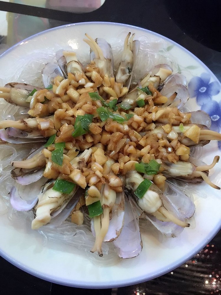 蒜蓉粉丝蒸蛏子的做法