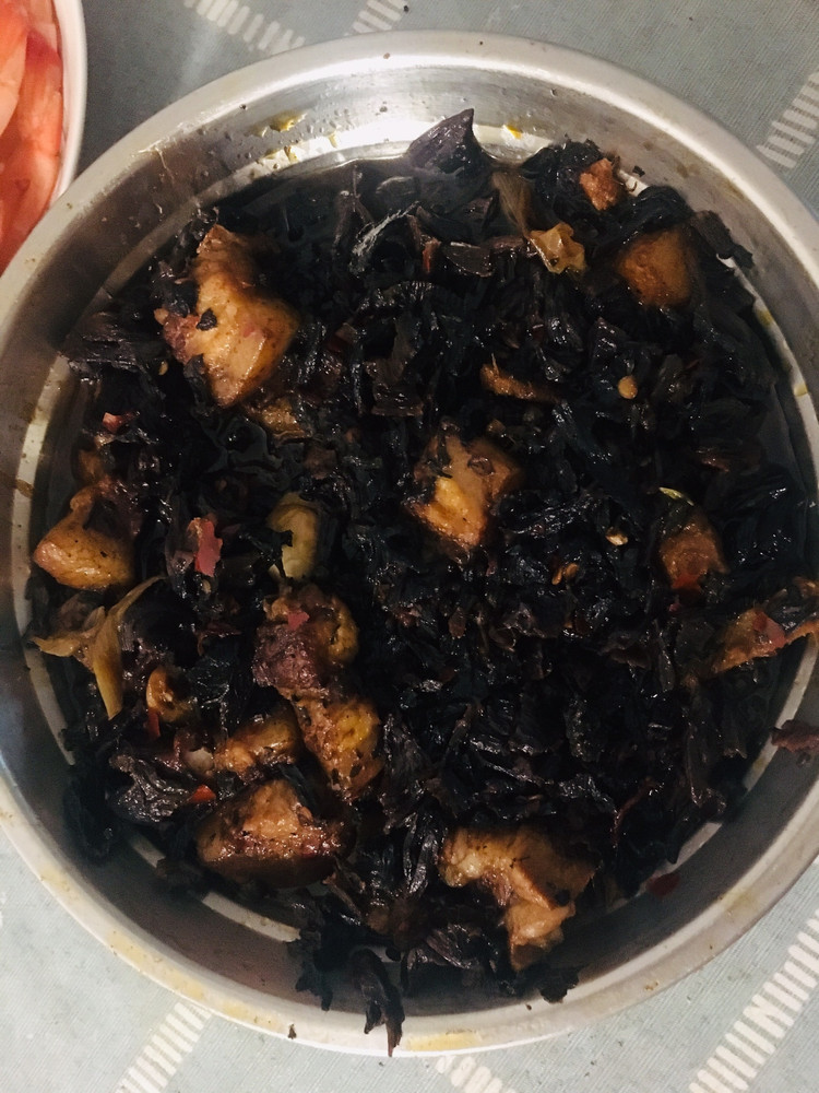 高压锅版梅菜扣肉的做法