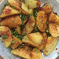 炸土豆的做法图解1