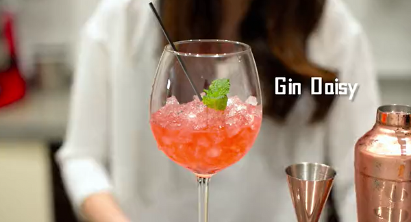 今日份鸡尾酒：粉红的Gin Daisy