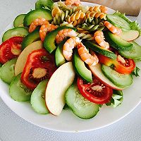 牛油果虾仁蔬菜沙拉+#丘比沙拉汁#的做法图解6