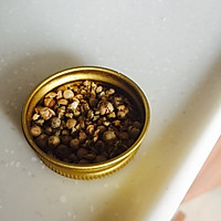 猪肚酸菜汤的做法图解3
