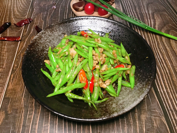 家常小炒四季豆的做法