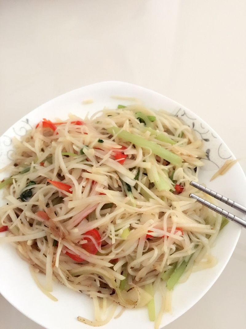 香芹酸辣土豆丝