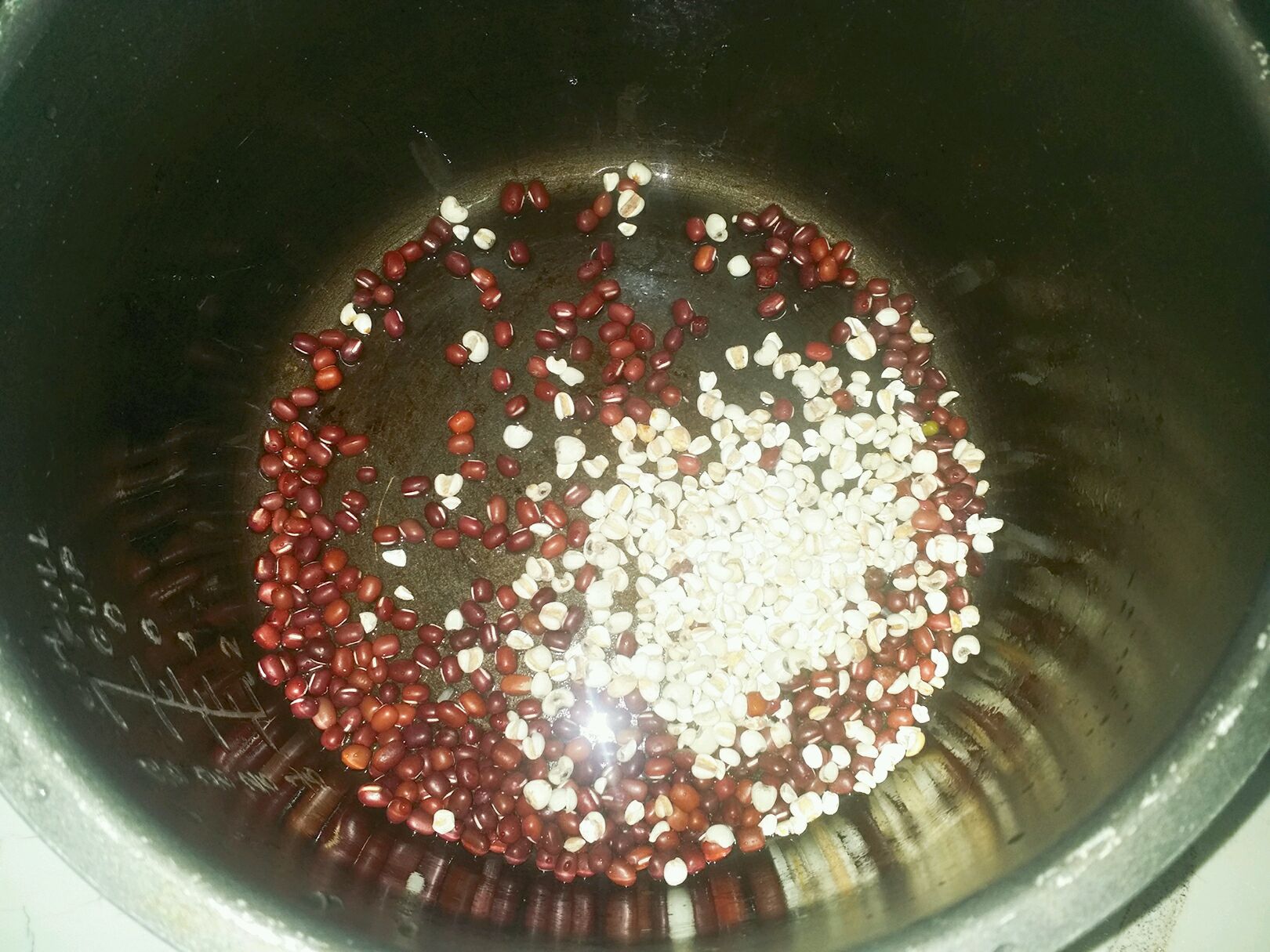 黑米杂粮红豆水怎么做_黑米杂粮红豆水的做法_豆果美食