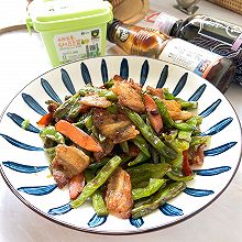 五花肉干煸豆角