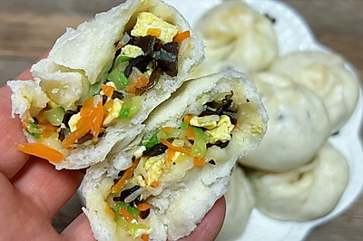 西葫芦鸡蛋包子
