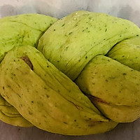 菠菜葡萄干玫瑰面包的做法图解8