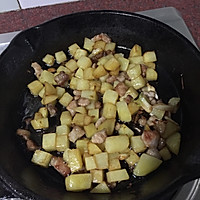 土豆焖饭的做法图解7