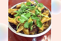 香菇木耳炖鸡的做法