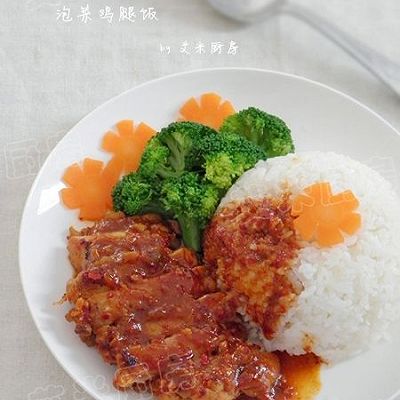 泡菜鸡腿饭