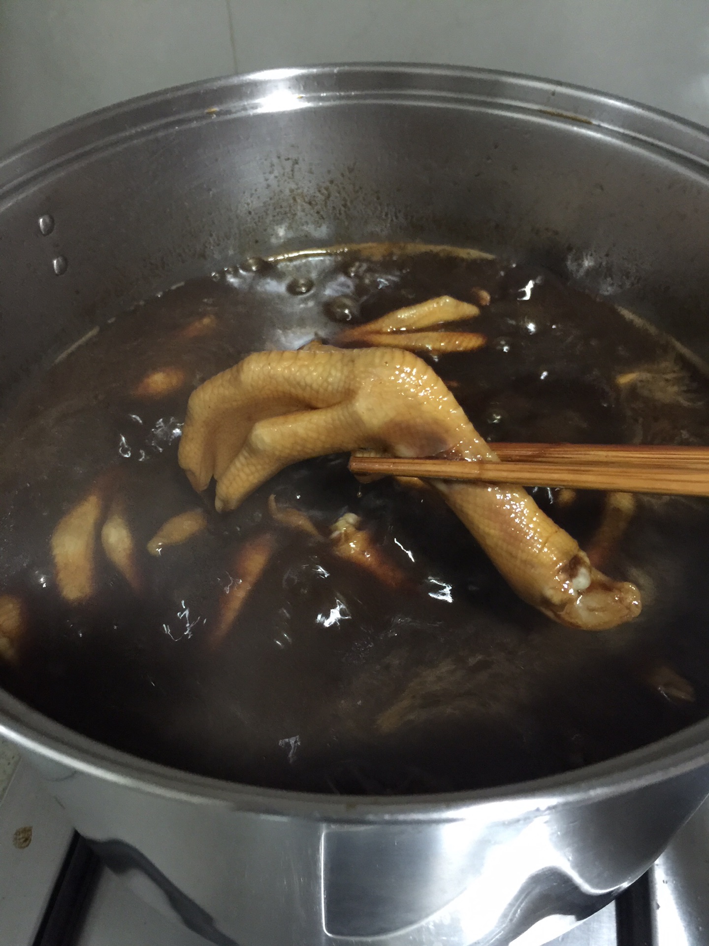 潮汕卤味——卤鸭脚的做法图解5