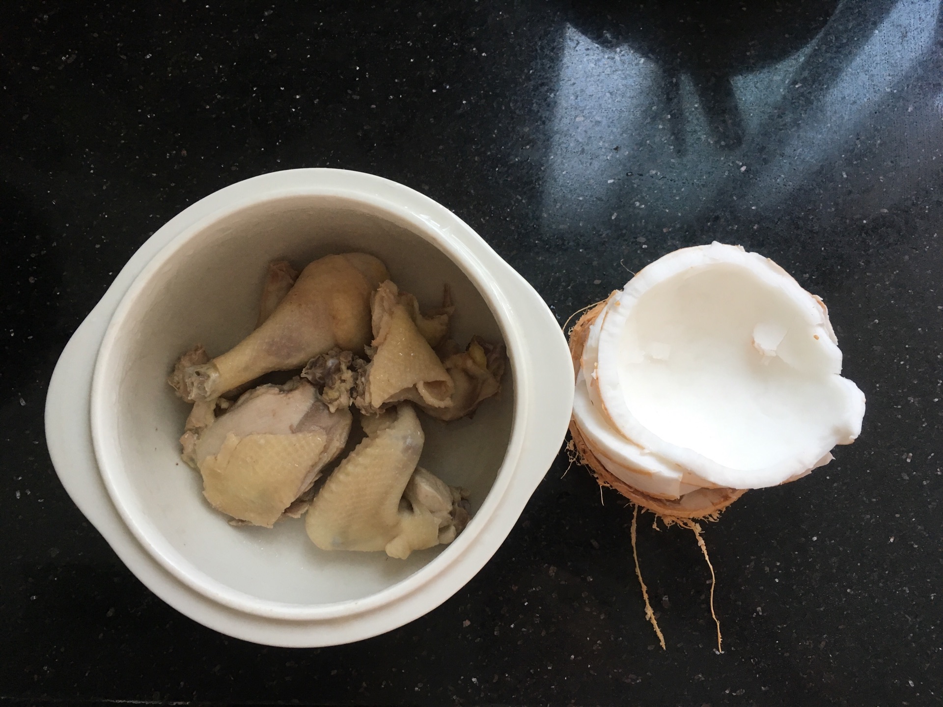椰子鸡汤(隔水炖版本)的做法