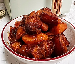 红烧肉炖土豆的做法