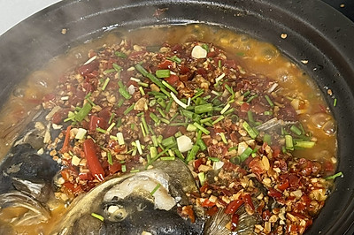 剁椒鱼头粉丝煲