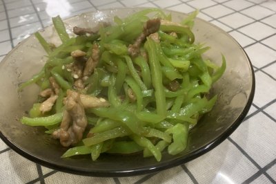 青椒肉丝～