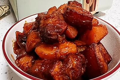 红烧肉炖土豆