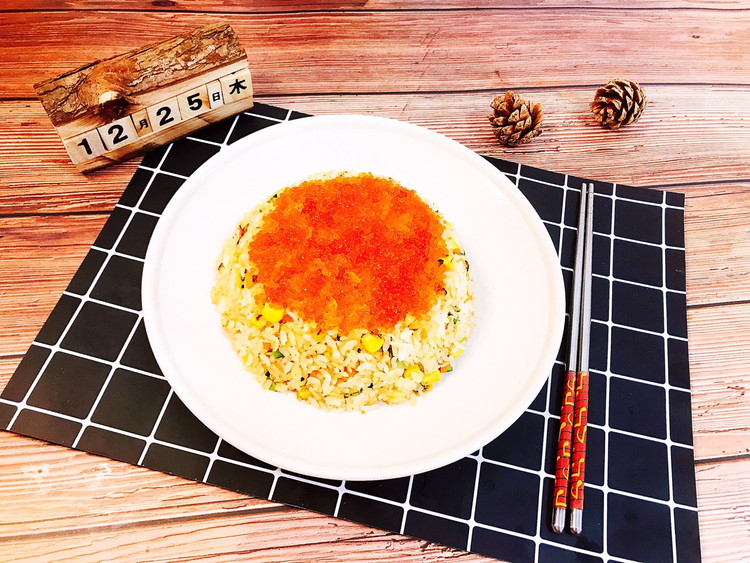 鱼子酱黄金炒饭—一人食电影日晚餐的做法