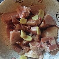 黄焖鸡的做法图解1