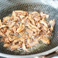 #葱伴侣豆瓣酱能蘸善炒#春日限定的笋片炒肉的做法图解10
