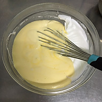 #换着花样吃早餐#咸肉松蛋糕卷的做法图解7