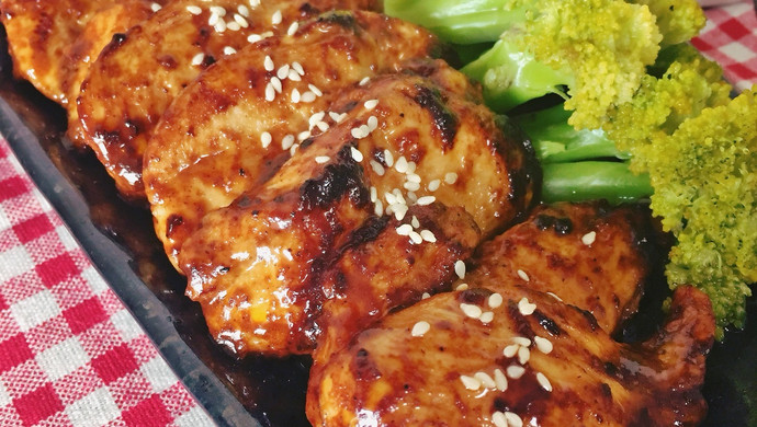 香煎黑椒鸡胸肉