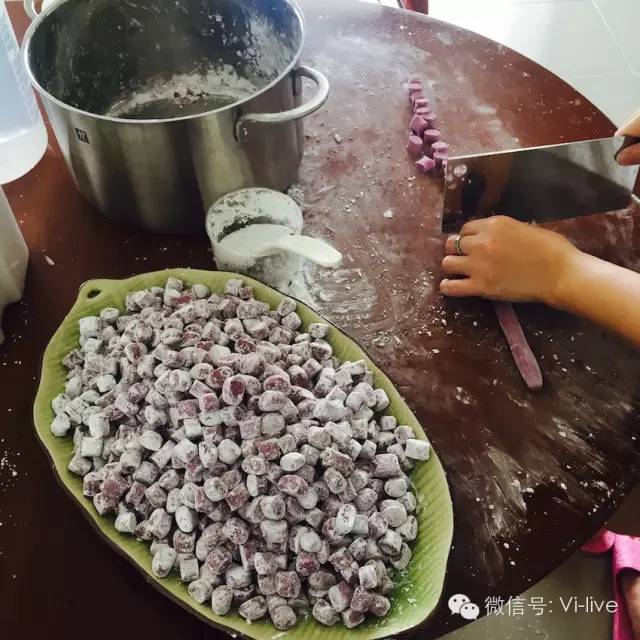 手搓紫薯Q丸的做法图解3
