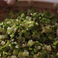 【泡菜肉末臊子】对泡菜刮目相看的一种吃法！的做法图解1