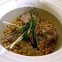筒骨黄豆汤的做法图解3