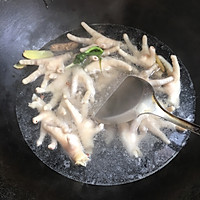 泡椒凤爪的做法图解3
