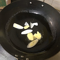 最爱酱香鸭舌的做法图解3